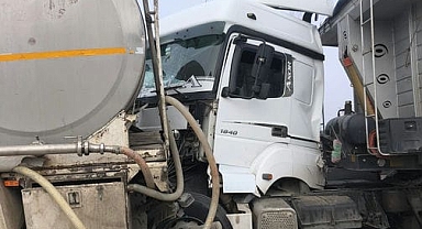 Otoyolda 14 araç birbirine girdi!