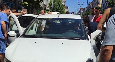 Hilaliye Caddesinde Trafik Kazası 