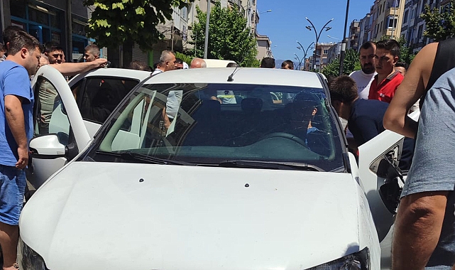 Hilaliye Caddesinde Trafik Kazası