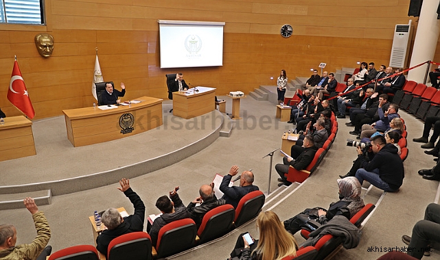 Akhisar Belediye Meclisi deprem bölgesine bir adet konteynır bağışladı