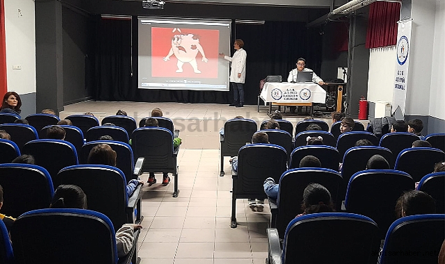 Akhisar'da okullarda Ağız ve Diş Sağlığı eğitimi verildi