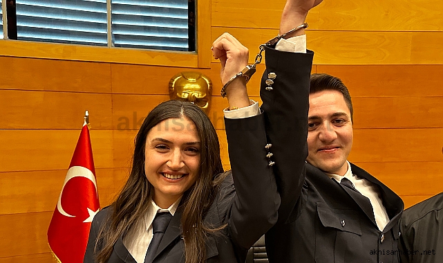 Akhisar'da Polisler Dünya Evi'ne girdi; Emniyet Müdürü şahit oldu