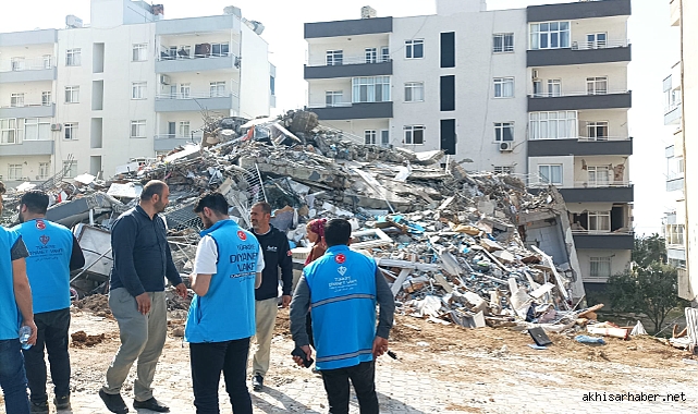 Akhisar'dan İskenderun'a uzanan sevgi eli