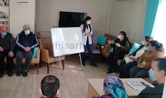 Akhisar Mustafa Kirazoğlu Devlet Hastanesinde beslenme eğitimi