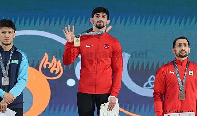 Akhisarlı Kerem Kamal altın madalyaya uzandı! Müthiş seri