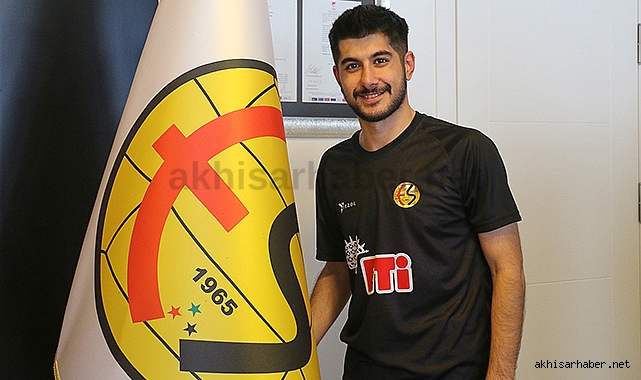 Akhisarspor'da Furkan, Eskişehirspor'a gitti