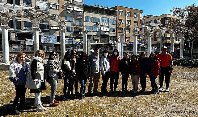 Amerikalı kafile Thyateira antik kentini ziyaret etti