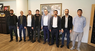 Deprem bölgesinden gelen madencilerden Başkan Dutlulu'ya ziyaret