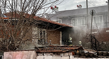 Hacıishak Mahallesindeki yangın korkuttu