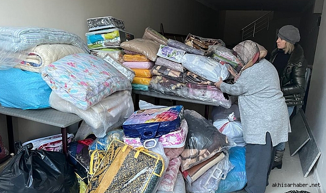 İYİ Parti Akhisar İlçe Teşkilatından deprem bölgesine destek