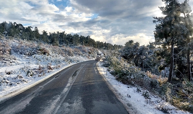 Kar nedeniyle kapanan Gördes-Akhisar yolu tekrar açıldı