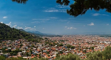 Manisa’da 32 ayrı fay hattı üzerinde binalar var