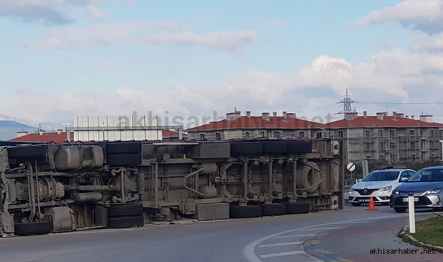 Medar yeni kavşakta yine kaza