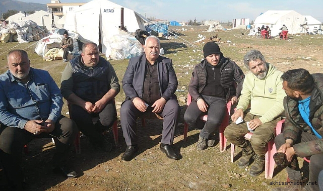 MHP Akhisar İlçe Başkanı Ahmet Namal deprem bölgesinde
