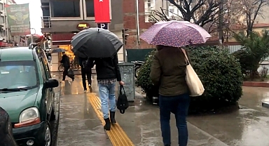 Akhisar’a hafta sonu yağışlı hava geliyor