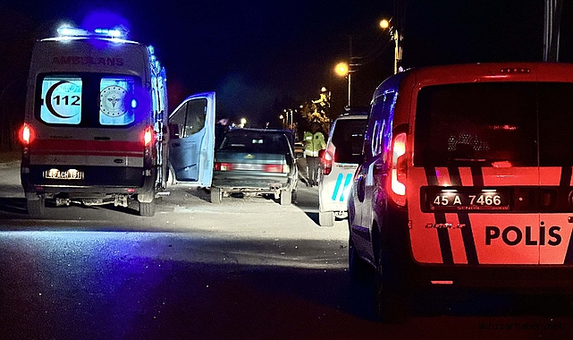 Akhisar'da feci kazada otomobil yayaya çarptı