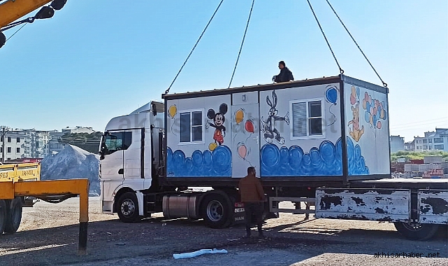 Akhisar Kadın Kooperatifi'nden Depremzede Çocuklara Oyun Konteyneri