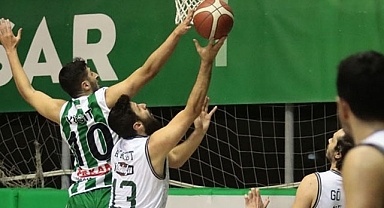 Akhisarlı devler Vefa deplasmanından mağlup ayrıldı
