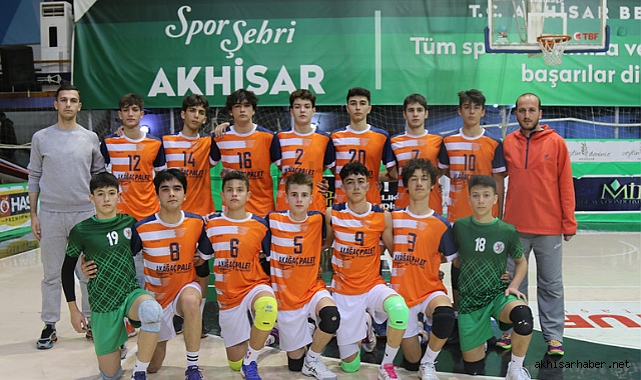 Akhisarlı gençler voleybolda il birincisi oldu
