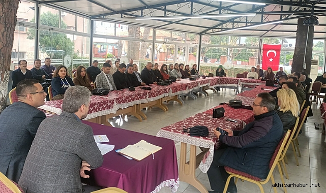 Akhisarlı okullara bilim fuarına katılma çağrısı yapıldı