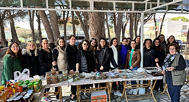 Beyobalı kadınlar birlik olup, depremzedeler için kermes açtı