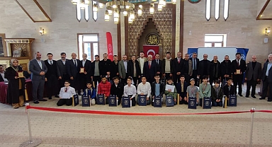 Genç Sada Kur'an-ı Kerim Güzel Okuma il finalleri Akhisar'da yapıldı
