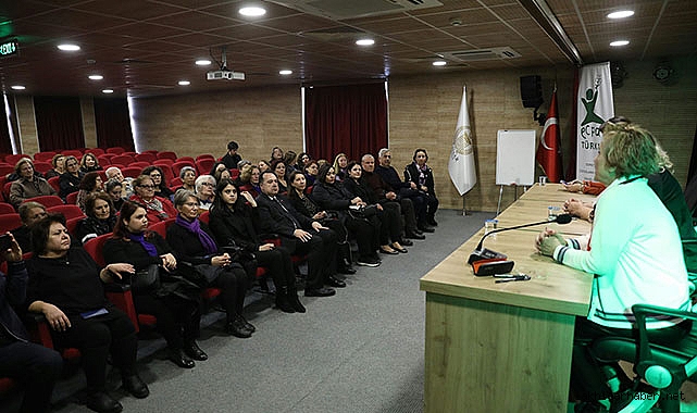 Kadınlar Gününe özel söyleşi programı düzenlendi