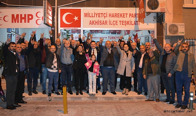 MHP Aday Adayı Akın Çakır, Akhisar ilçe teşkilatını ziyaret etti