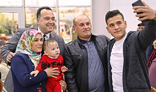 Akhisar Belediyesi şehit ve gazi aileleri ile iftarda buluştu