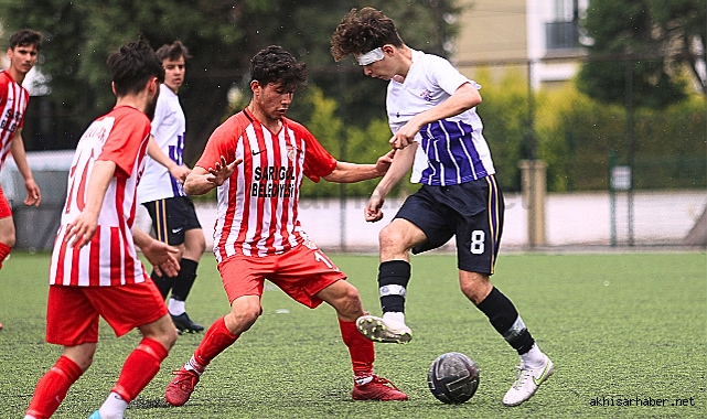 Akhisargücü U18 takımı, evinde Sarıgöl Belediyespor'a kaybetti