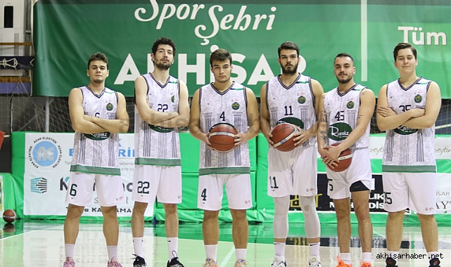 Akhisarlı devler 23'ten döndü, ligde kaldı