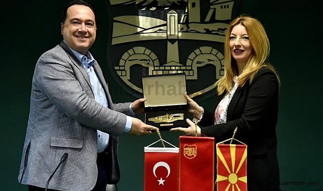 Başkan Besim Dutlulu, Danela Arsovska'nın konuğu oldu