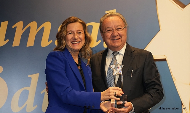 QUA Granite, Kurumsal Yönetim Ödülleri'nde Tam Not Aldı