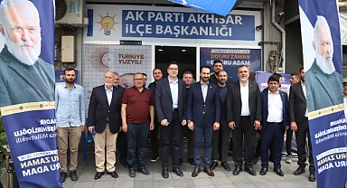 AK Parti Milletvekili Mücahit Arınç, Akhisar'da destek istedi