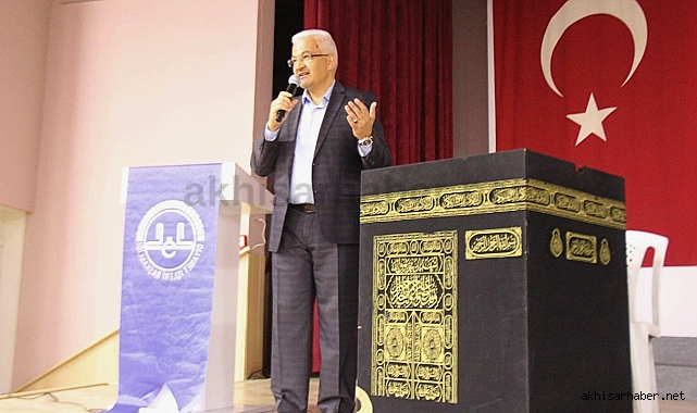 Akhisar'da 2023 Yılı Hac Hazırlık Kursu düzenlendi