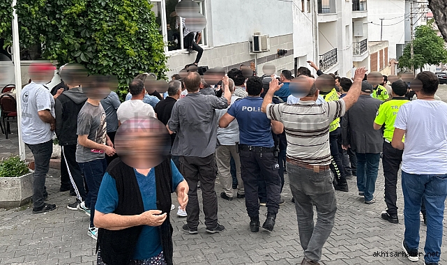 Akhisar’da iki grup arasındaki kavga büyümeden sonlandırıldı