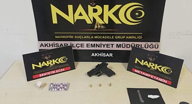 Akhisar'da uyuşturucu ticareti yapan 2 kişi yakalandı