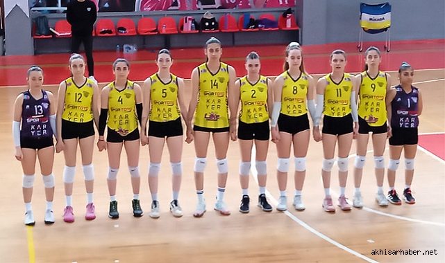 Akhisargücü Voleybol Türkiye'de en iyiler arasında yer aldı