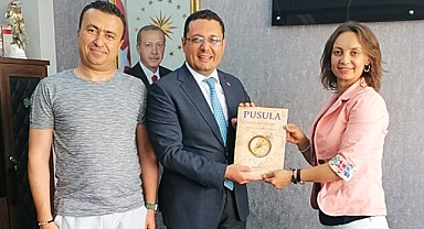 Akhisarlı öğrenciler Pusula isminde dergi çıkardı