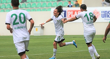 Akhisarspor evindeki son maçta 6 gol attı
