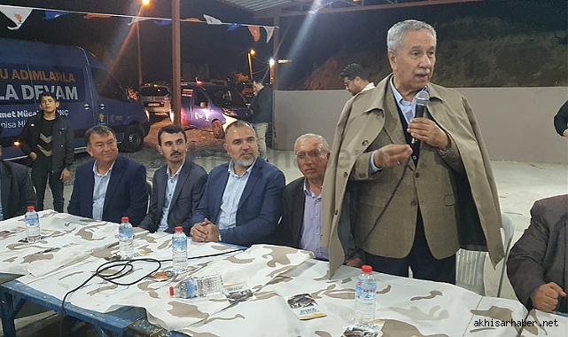 Bülent Arınç, Akhisar'da AK Parti'ye destek istedi