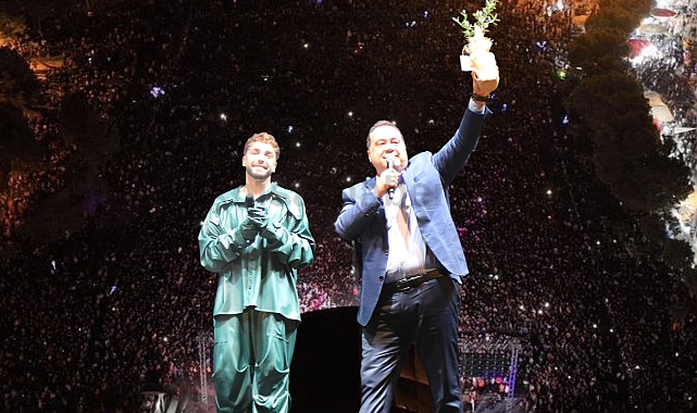 Çağlak Festivali Sefo konserine büyük ilgi