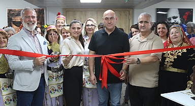 Cam Mozaik Dekoratif Boyama Desen Tasarım sergisi açıldı