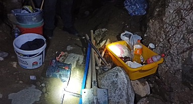 Defineciler suçüstü yakalandı