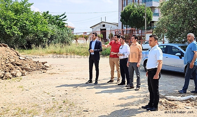 Depremin ardından yıkılan Atatürk Ortaokulu'nda ilk çalışma