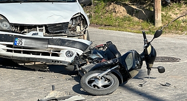 Elektrikli bisiklet ile otomobil çarpıştı 2 kişi yaralandı