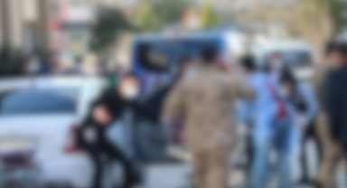 Turgutlu'da çocukların kavgasına aileler de karıştı: 1'i polis 8 yaralı