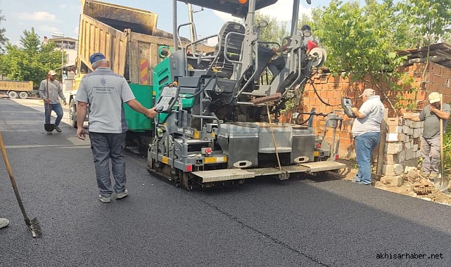 Akhisar Belediyesi Manisa genelinde en çok asfalt atan belediye oldu
