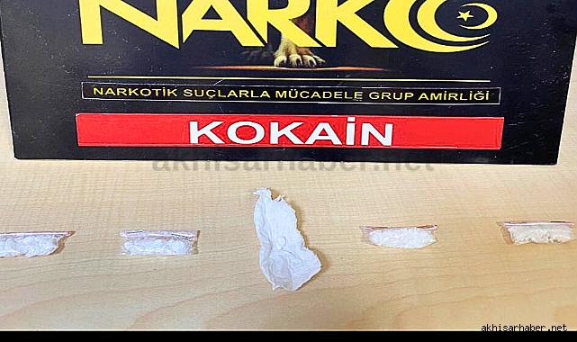 Akhisar'da durdurulan araçta kokain ele geçirildi