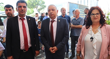 CHP'de bayramlaşma programı gerçekleşti